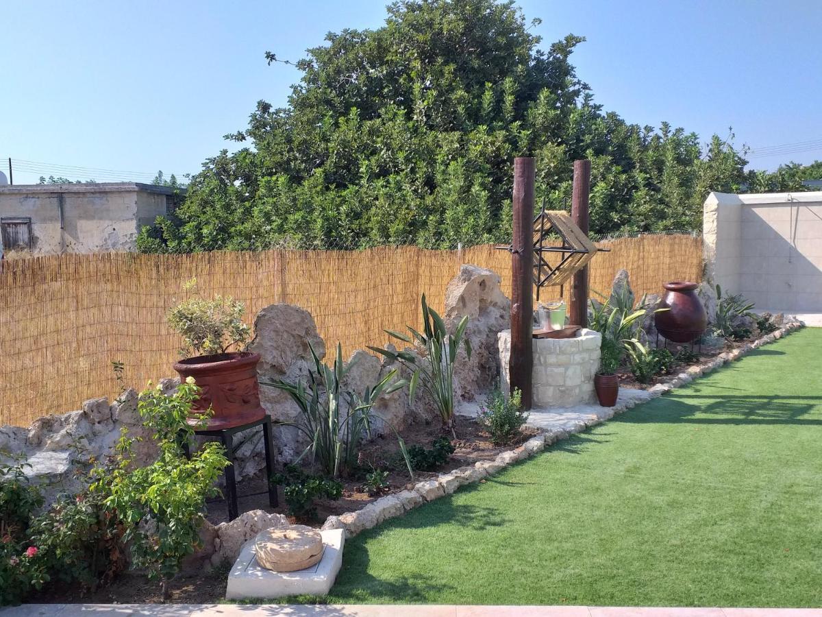 Villa Yioukkas Paphos ภายนอก รูปภาพ